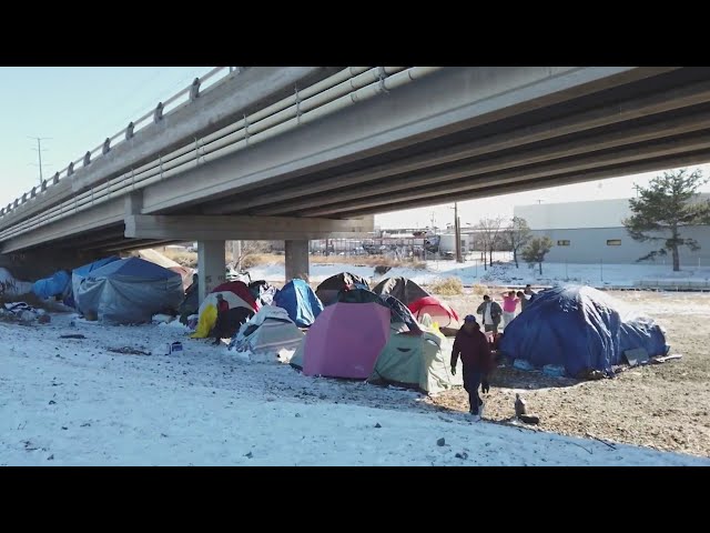 ⁣Migrant shelters around Denver near or at capacity