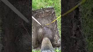 Digging a hole with water #fyp #satisfying