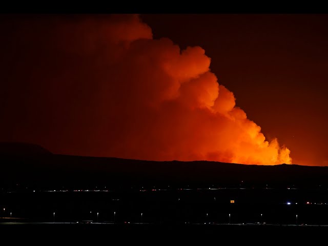 Volcano erupts on Iceland's Reykjanes Peninsula