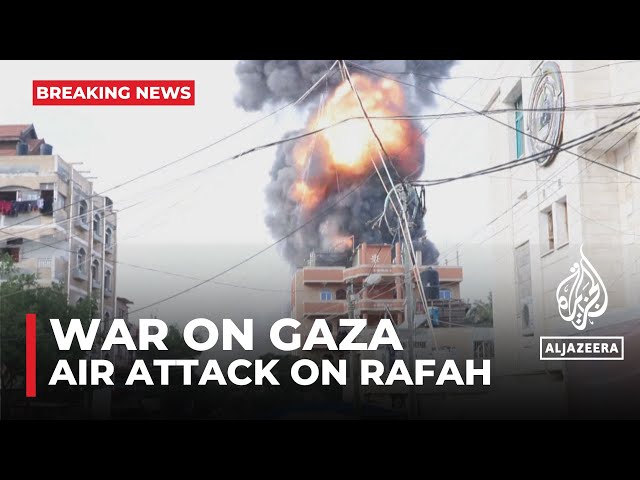 Air attack on Rafah caught live on air