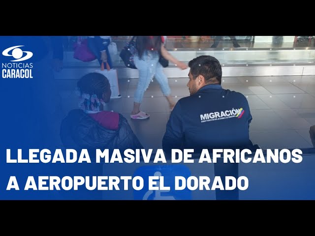 Migrantes en El Dorado: crítica situación en la terminal aérea