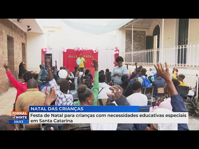 Festa de Natal para crianças com necessidades educativas especiais em Santa Catarina