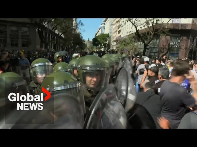 Argentina protests for 1st time since Javier Milei took office with economic “shock therapy”