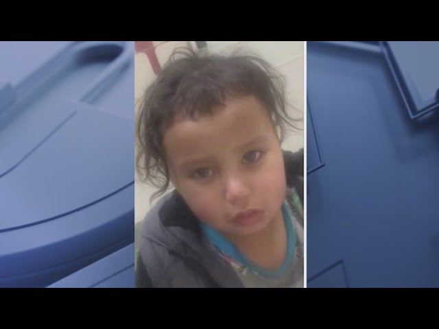 Child found wandering alone on South Side, police seek family