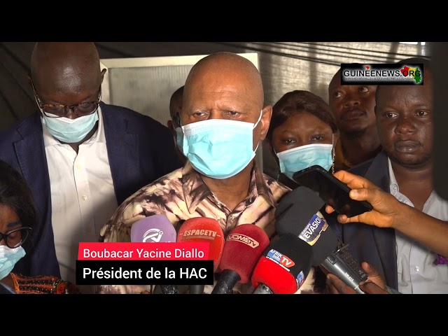 La HAC visite à #guinéenews impacté par l'incendie dévastateur du dépôt d'hydrocarbure de 