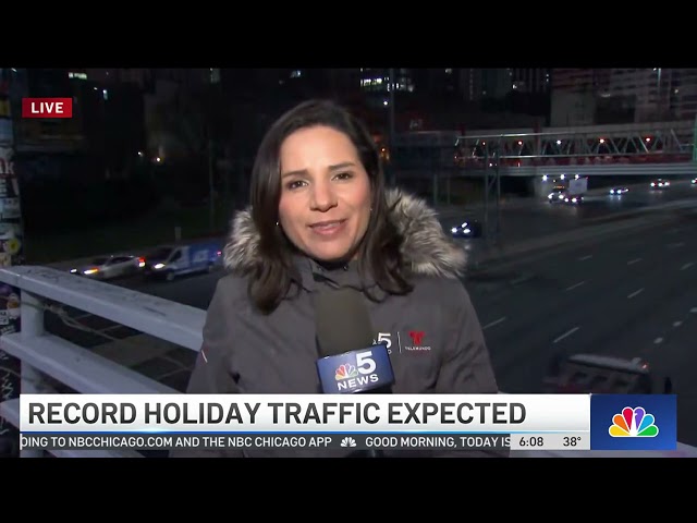 Holiday travel underway in Chicago