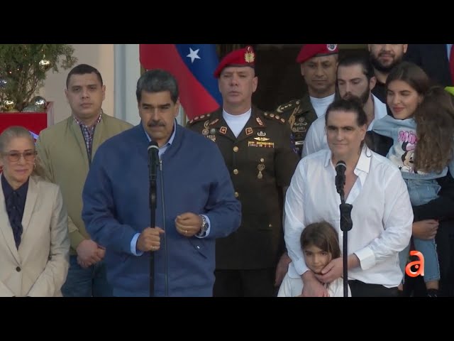 Tras ser recibido como héroe, Venezuela incorpora a Saab en la mesa de diálogo con oposición