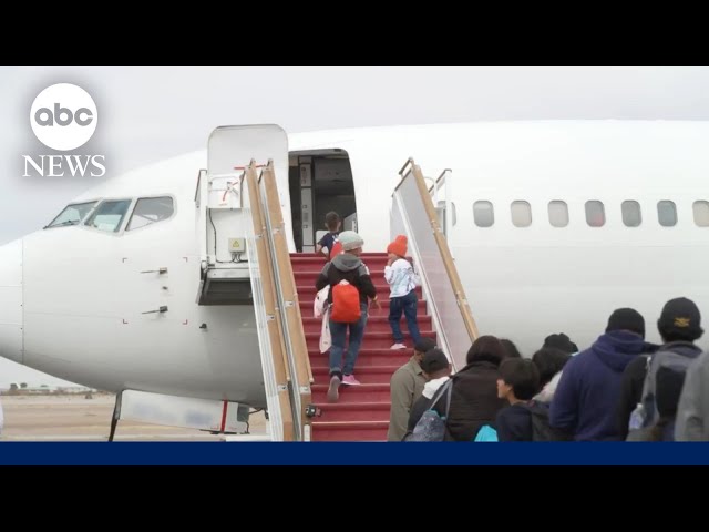 Abbott flies migrants to Chicago