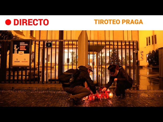 PRAGA  EN DIRECTO: HOMENAJE a las VÍCTIMAS del TIROTEO en la FACULTAD | RTVE Noticias