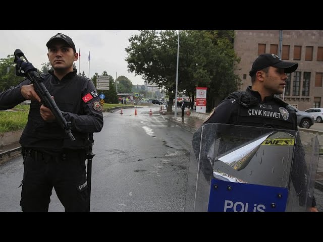 ⁣Terrorverdacht: türkische Behörden nehmen mehr als 300 Personen fest