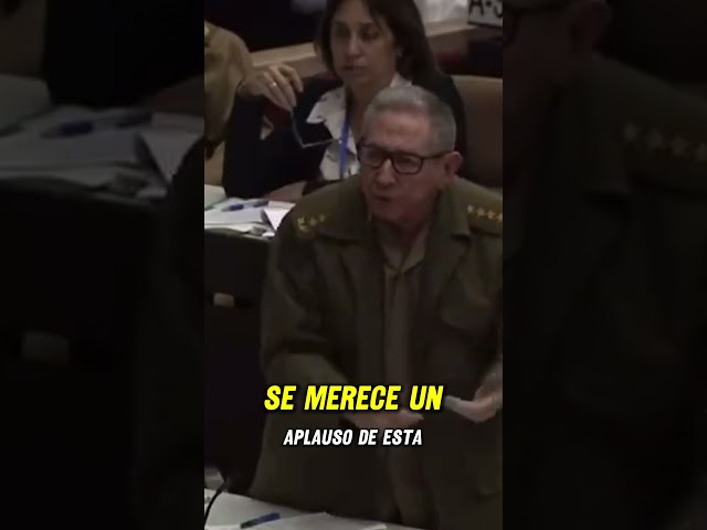 El dictador Raúl Castro interrumpe a gritos en la Asamblea Nacional