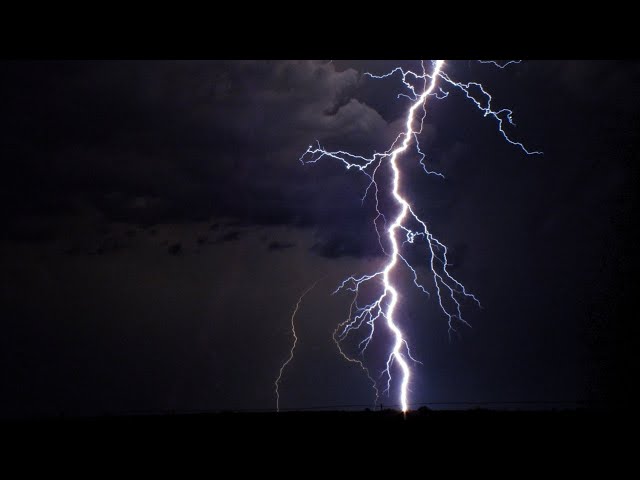 Mother and toddler struck by lightning in Queensland