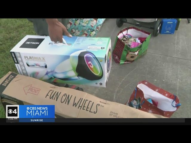 Residents of damaged Opa-locka apartment get Christmas lift