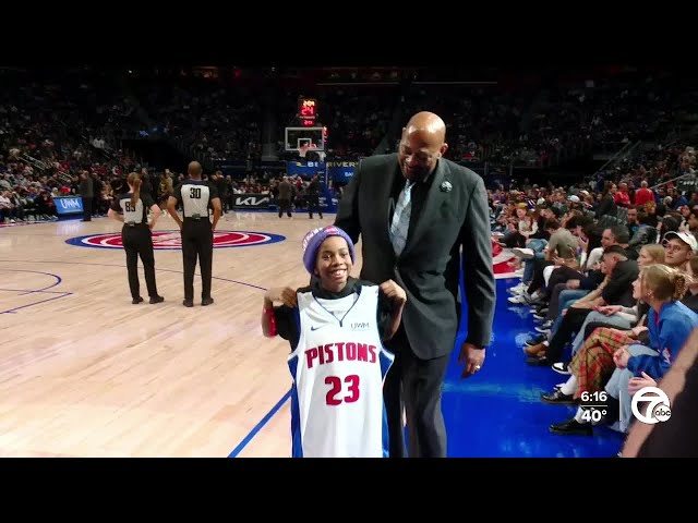 10-year-old boy living in a local shelter gets Christmas surprise from the Detroit Pistons