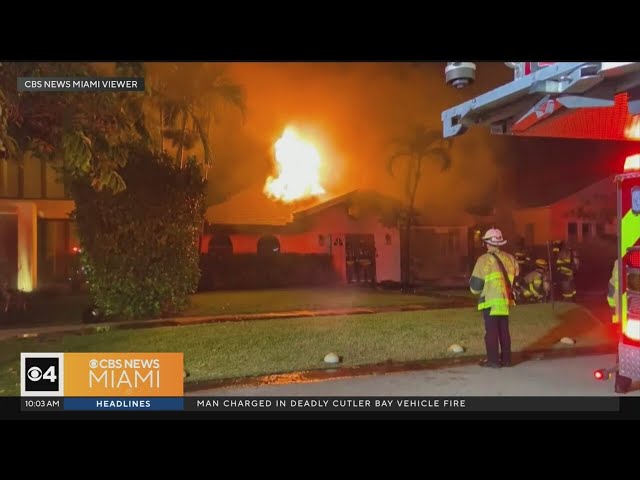 Massive fire damages Fort Lauderdale home