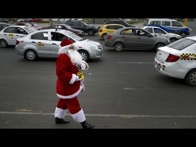 La Policía peruana se disfraza de Papá Noel y detiene a varios traficantes de droga