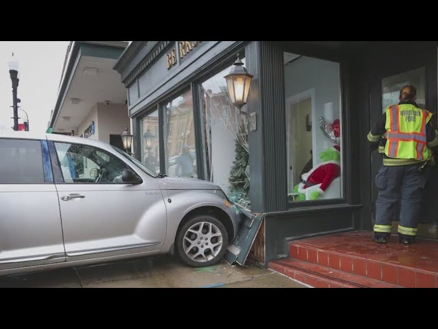 Car crashes into suburban store, shattering window: police