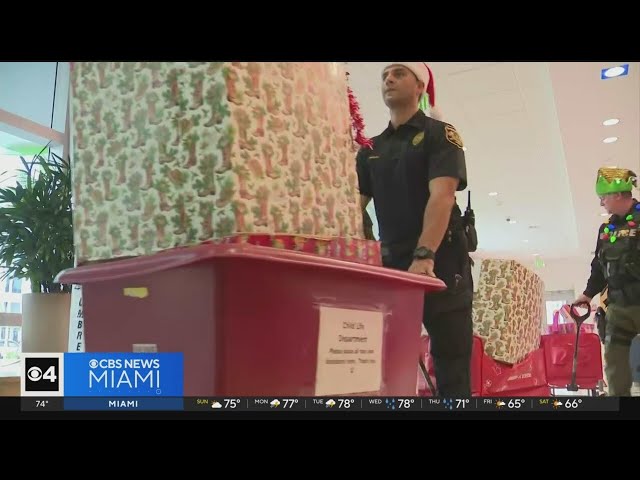 Miramar police spread holiday cheer for kids at Joe DiMaggio Children's Hospital