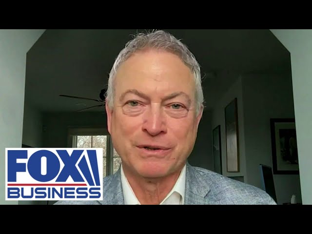 Gary Sinise on a mission to help America's heroes this Christmas season