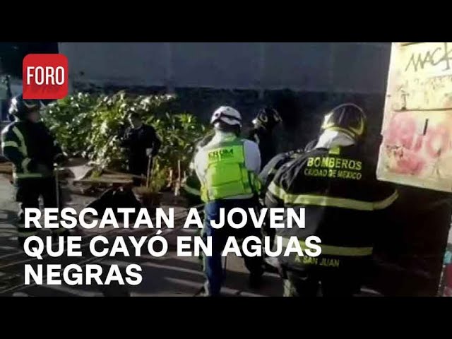 Rescatan a joven que cayó en canal de aguas negras en Álvaro Obregón - Las Noticias