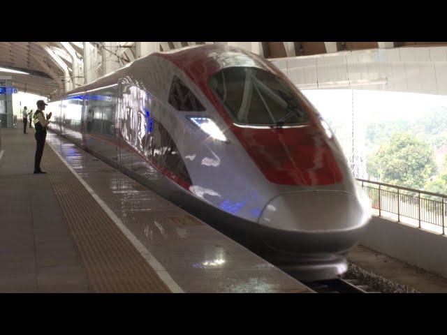 Passenger trips of Jakarta-Bandung High-Speed Railway surpasses 1 million mark