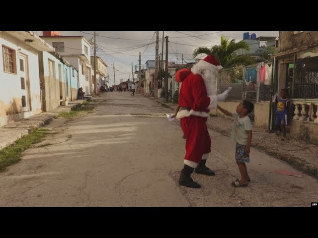 Info Martí | Papa Noel llegó a La Habana