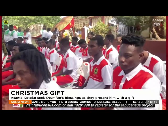 Christmas Gift: Asante kotoko seek Otumfuo’s blessings as they present him with a gift (26-12-23)