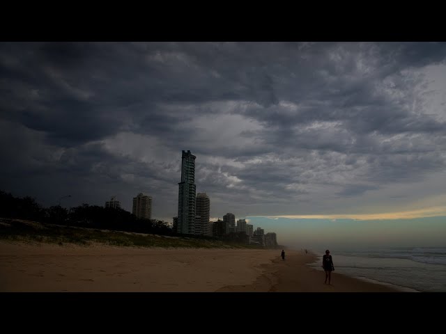 Thousands of Queenslanders remain without power