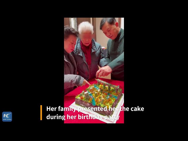 90-year-old grandma's fading memory reignited with special birthday cake