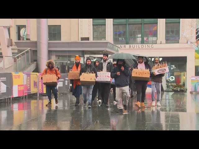 Sikh GTHA students providing care for those in need