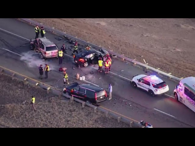 E-470 closed eastbound after deadly multi-vehicle crash