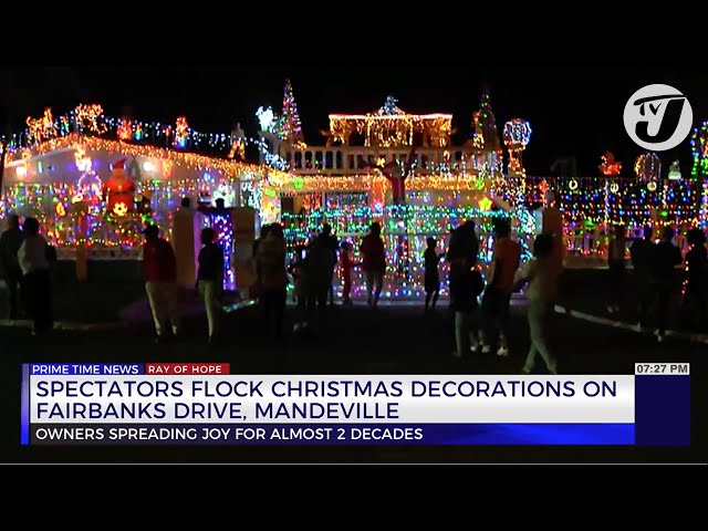 Spectators Flock Christmas Decorations on Fairbanks Drive, Mandeville | TVJ News