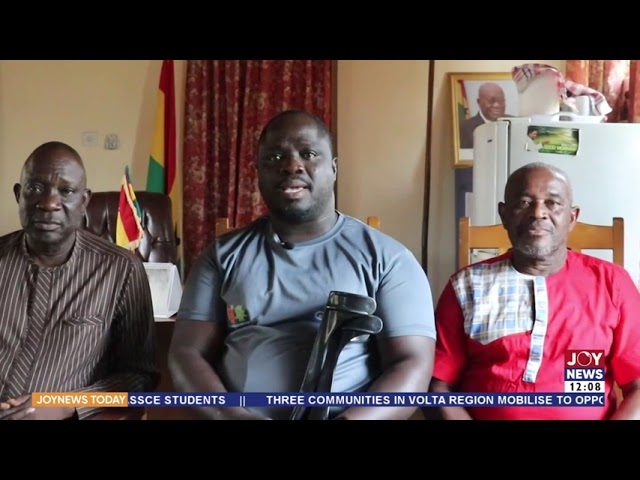 Demise of 2 Footballers: Youth storm residence of Kadjebi DCE to demand his removal | JoyNews Today