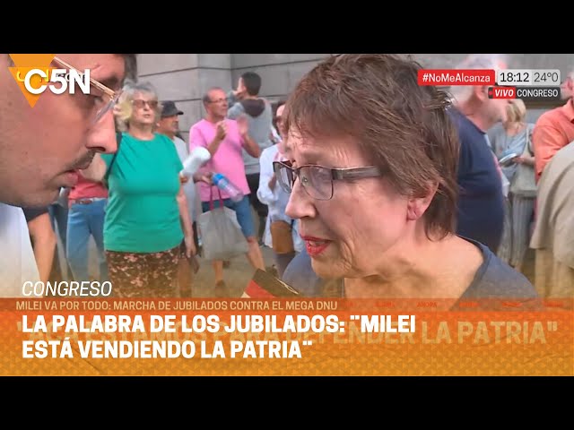 MARCHA de JUBILADOS en el CONGRESO