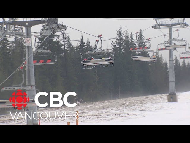 Whistler Blackcomb skiers, snowboarders disappointed by lack of snow