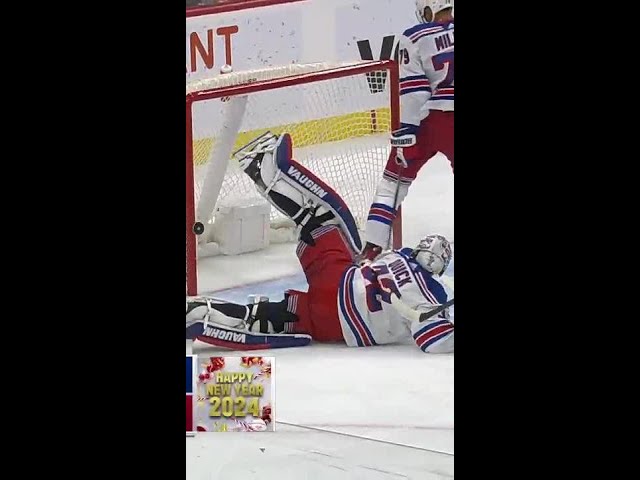 Jonathan Quick Might Have just Had The Save Of The Year 