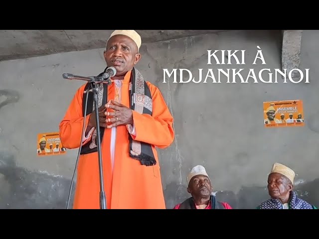 Le candidat du parti Orange Mohamed Daoudou alias KIKI devant les habitants de MDJANKAGNOI BADJINI