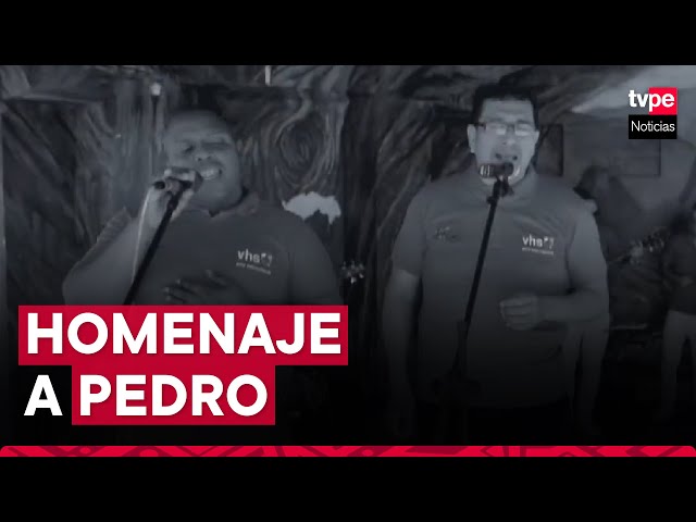 Pedro Suárez-Vértiz: internos del penal Castro Castro rindieron homenaje a reconocido cantante