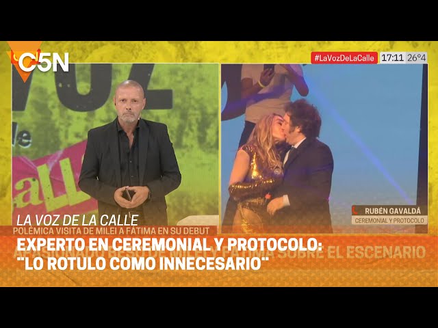 RUBÉN GAVALDÁ analizó el BESO de JAVIER MILEI a FÁTIMA FLÓREZ en el ESCENARIO