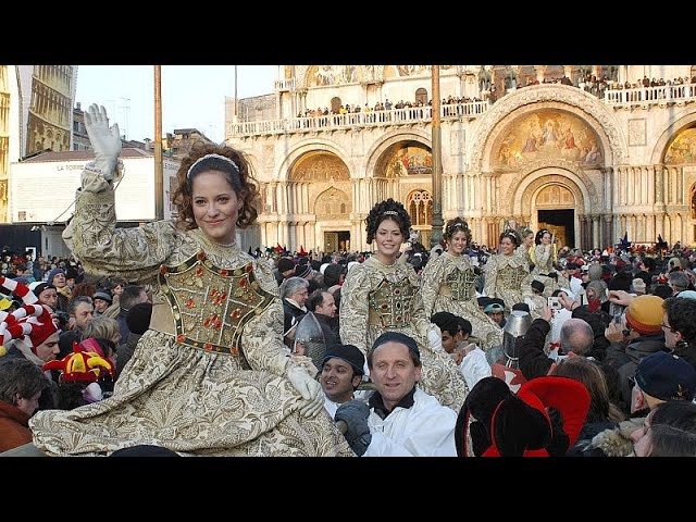 Venecia prohíbe los grandes grupos de turistas y los altavoces