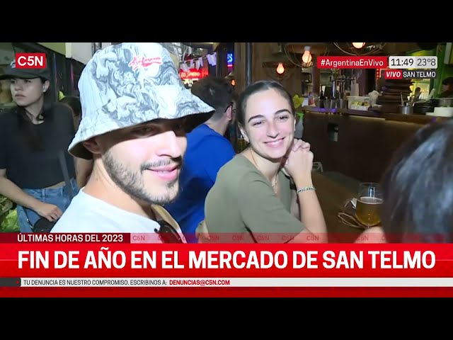 Los TURISTAS viven la PREVIA de FIN DE AÑO en SAN TELMO