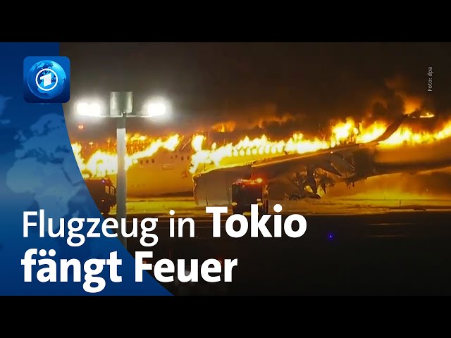 Japanische Linienmaschine geht nach Kollision auf Tokioter Flughafen in Flammen auf