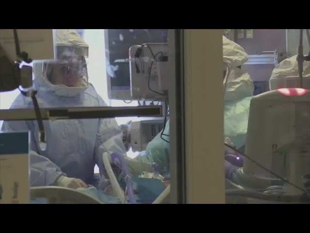 Chicago hospitals reinstate mask requirements