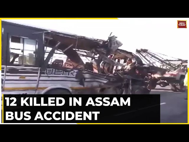 Massive Accident In Assam's Golaghat | Truck & Bus Collided 5 In The Morning Killing 12 Peo