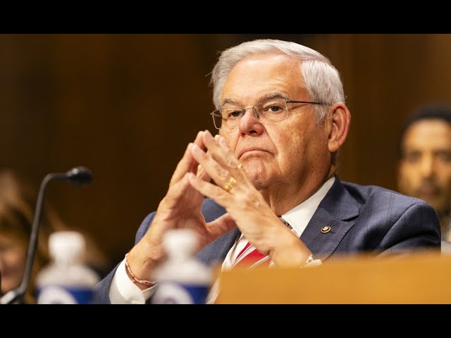 Acusan al senador cubano americano Bob Menendez de recibir sobornos de Qatar