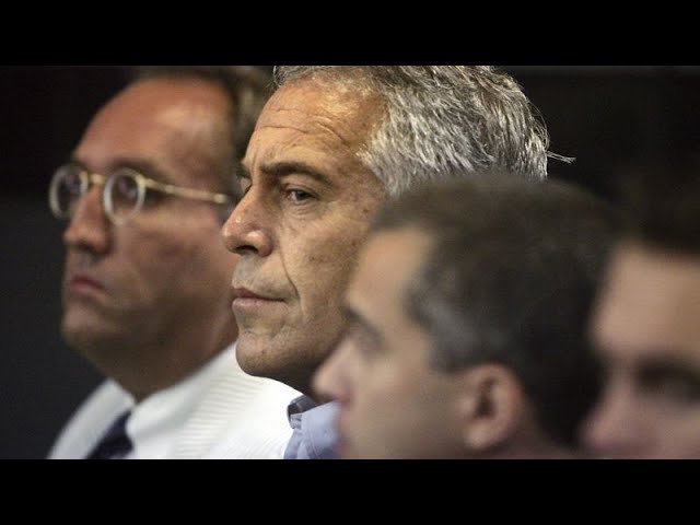 La Justicia de EE. UU. revela la lista del magnate y depredador sexual, Epstein