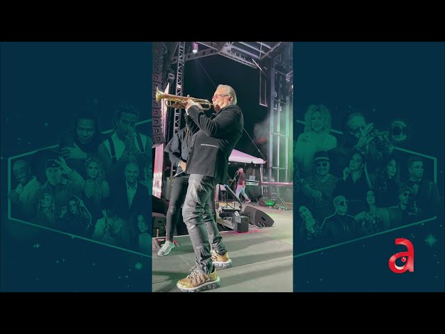 Arturo Sandoval y Yotuel haciendo historia en el Bayfront Park de Miami #CubaLibre #Cuba #VivaCuba