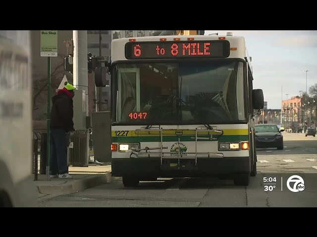 Detroit bus drivers to get immediate raise, bigger bonus under new agreement