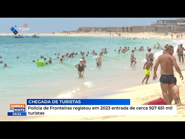 Polícia de Fronteiras registou em 2023 entrada de cerca 927 651 mil turistas