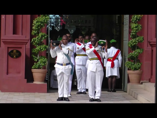 Military procession for Basdeo Panday to Red House